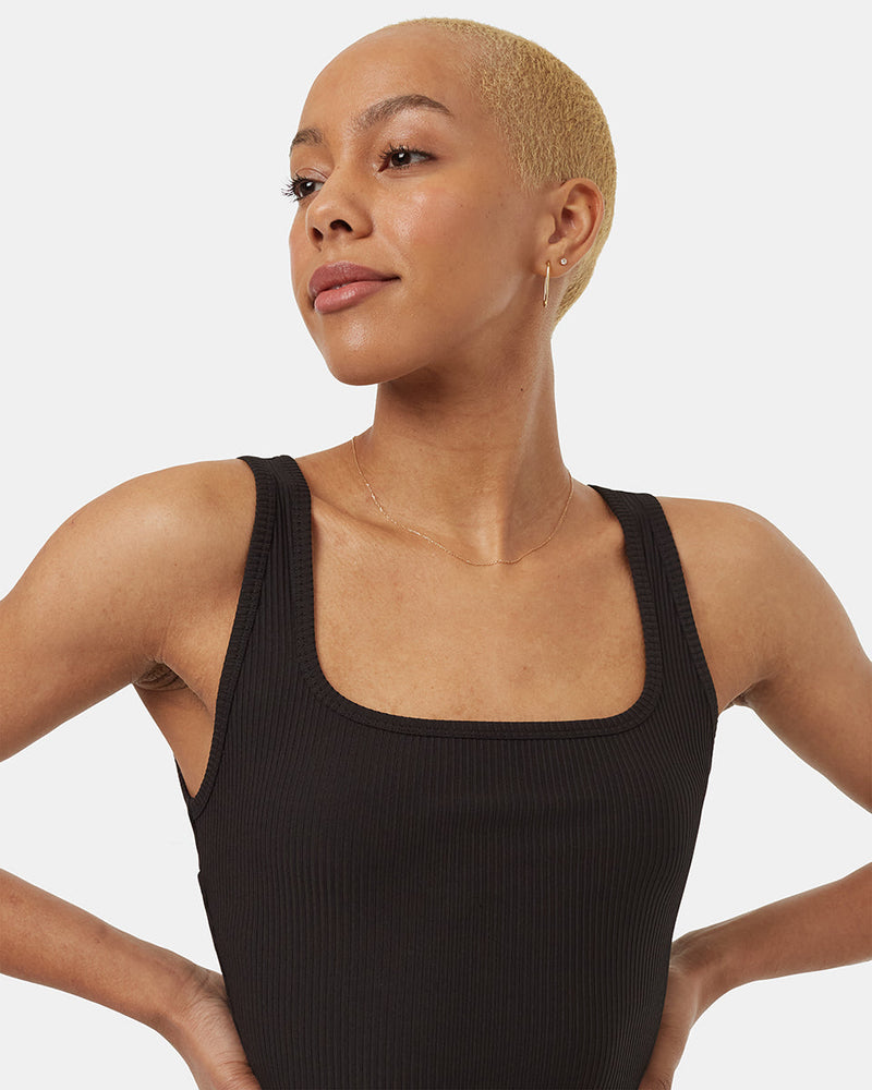 Black-Box-Neck-Slim-Fit-Crossover-Quick-dry-Tank