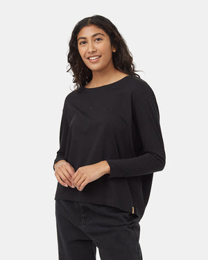 Black-Crew-Neck-Flowy-Long-Sleeve-Top