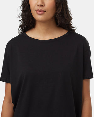 Black-Crew-Neck-Flowy-Oversized-Shortsleeve-T-Shirt