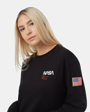 Black-Crew-Neck-Graphic-Longsleeve-T-Shirt-Ungendered