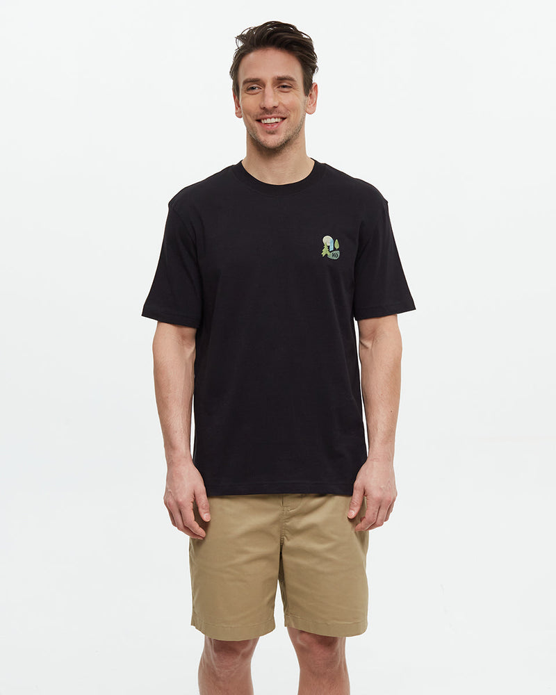 Black-Crew-Neck-Graphic-Shortsleeve-T-Shirt