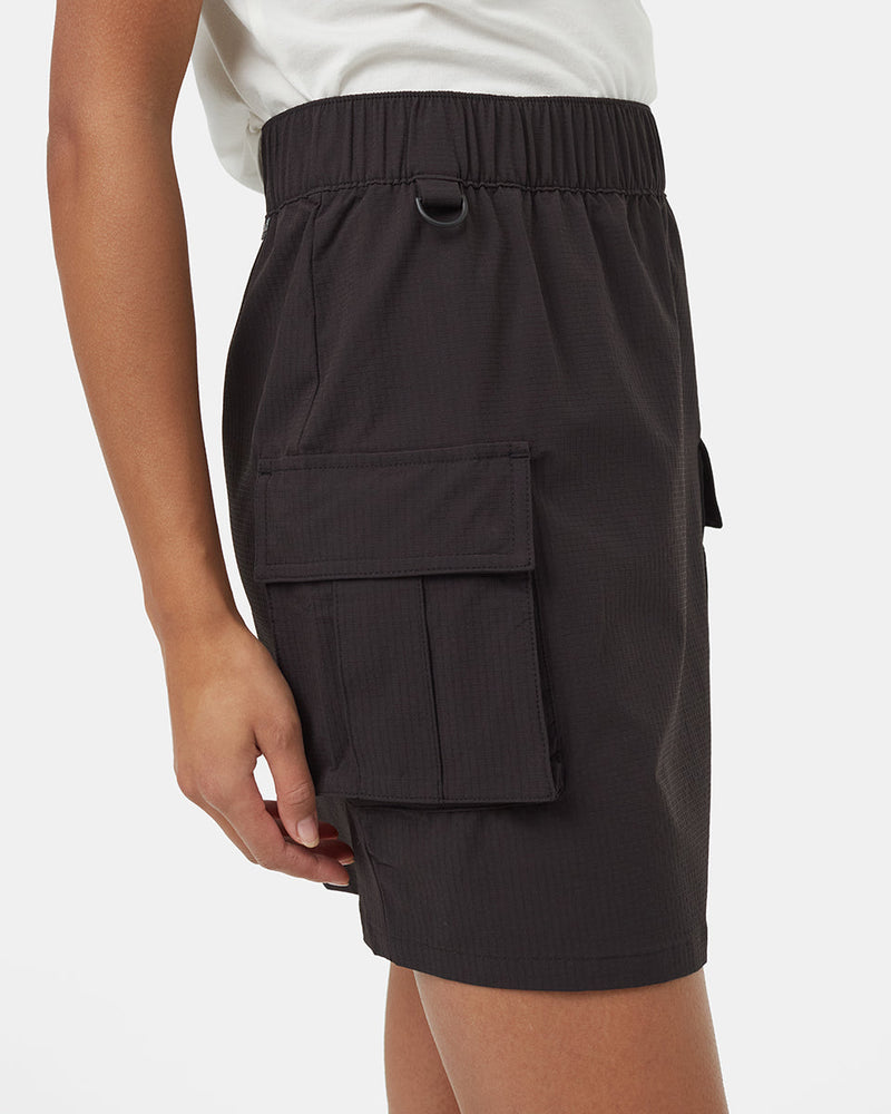 Black-High-Rise-Mini-Cargo-Pull-On-Skirt