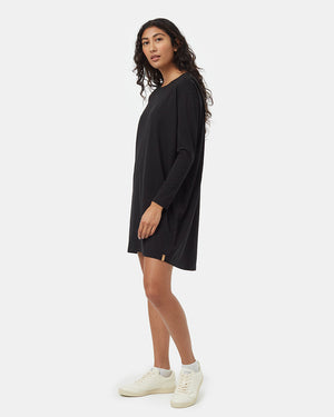 Black-Knee-Length-Relaxed-Longsleeve-Dress