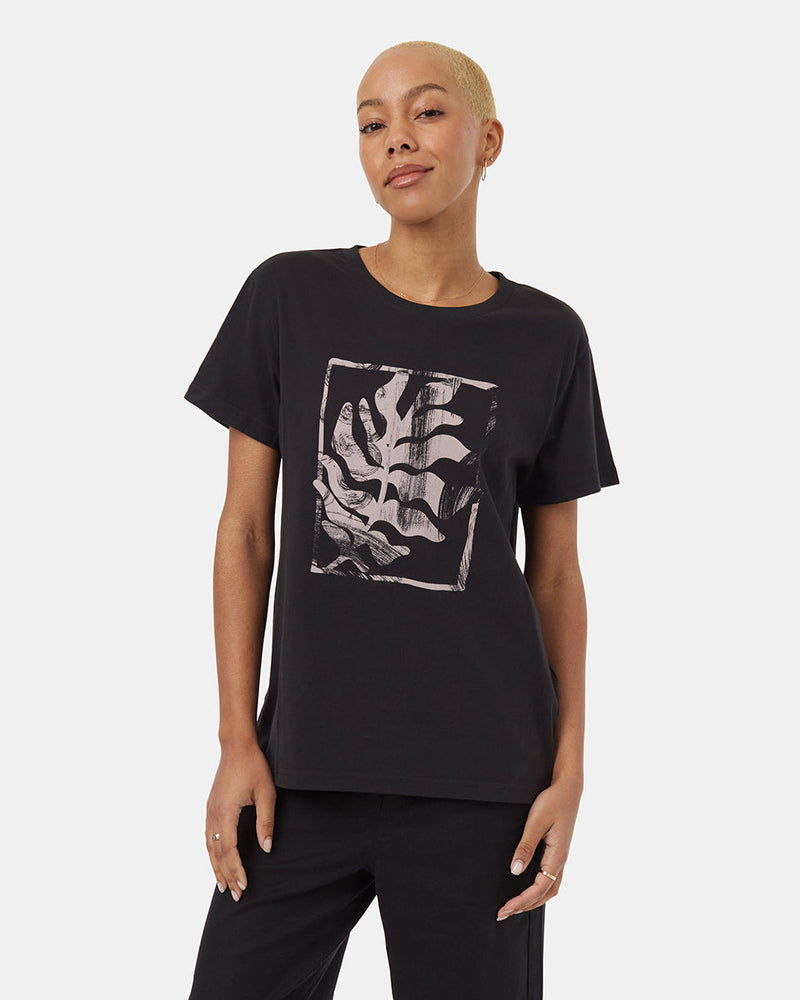 Black-Organic-Cotton-Crew-Neck-Graphic-Shortsleeve-T-Shirt