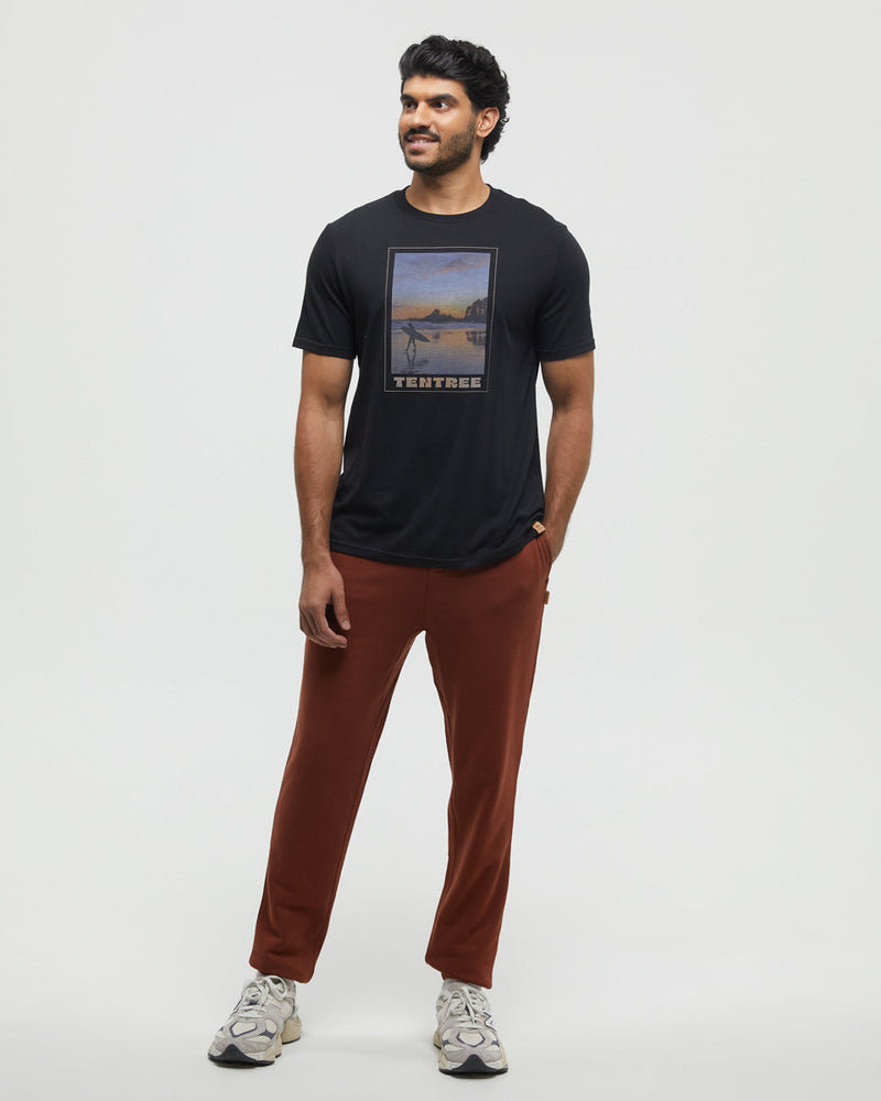 Black-Regular-Fit-Printed-Graphic-T-shirt