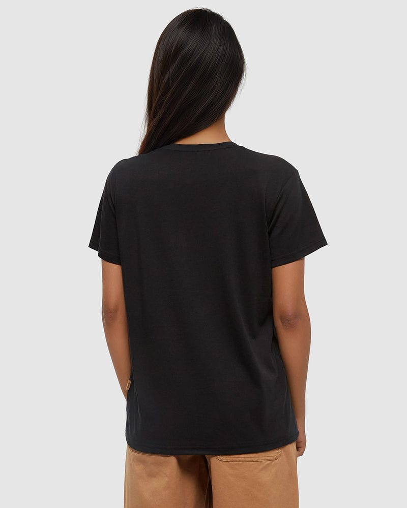 Black-Relax-Printed-Graphic-TreeBlend-T-Shirt