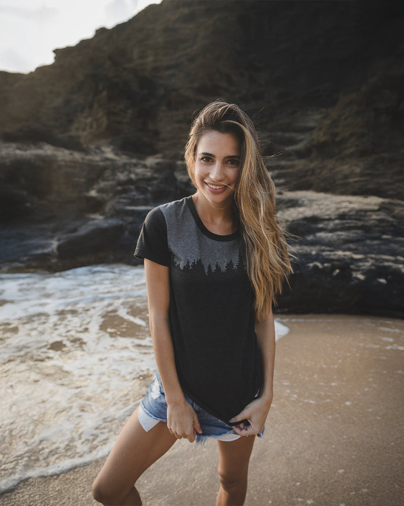 Black-Screen-Printed-Graphic-T-Shirt