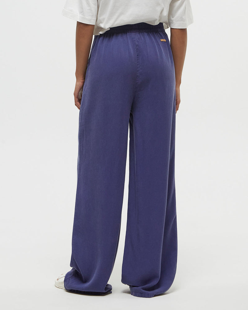 Blue-Eco-Friendly-High-Rise-Pant