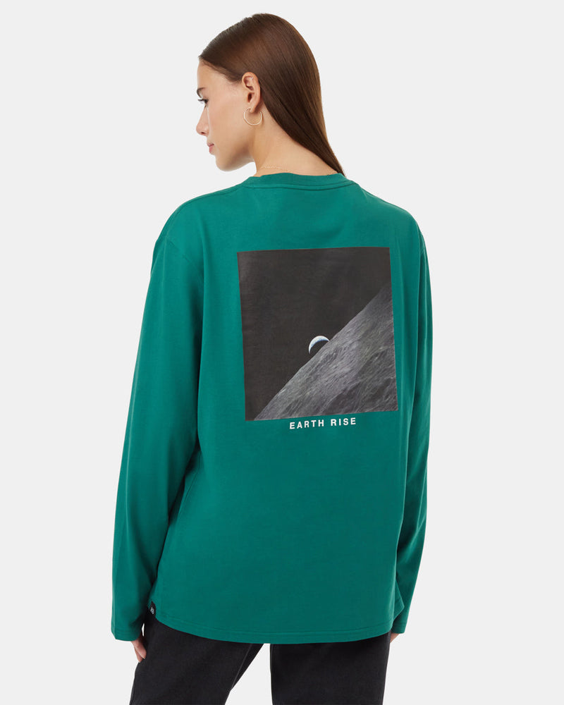 Green-Crew-Neck-Graphic-Longsleeve-T-Shirt-Ungendered