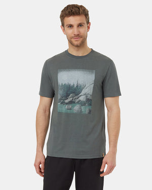 Green-Crew-Neck-Graphic-Shortsleeve-T-Shirt