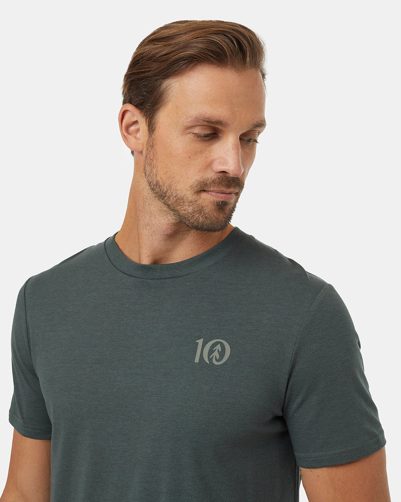 Green-Crew-Neck-Graphic-Shortsleeve-T-Shirt