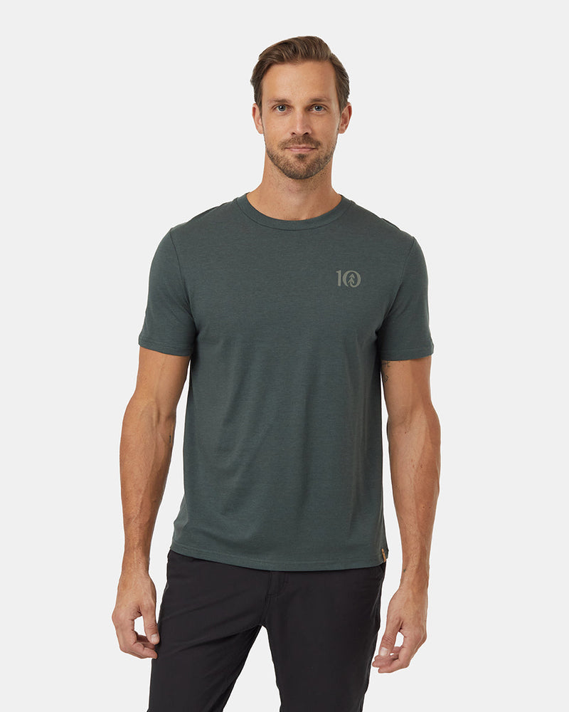 Green-Crew-Neck-Graphic-Shortsleeve-T-Shirt