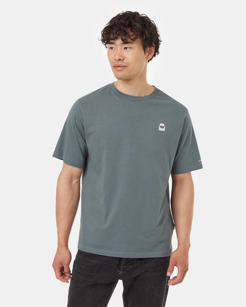 Green-Crew-Neck-Short-Sleeve-Graphic-T-Shirt