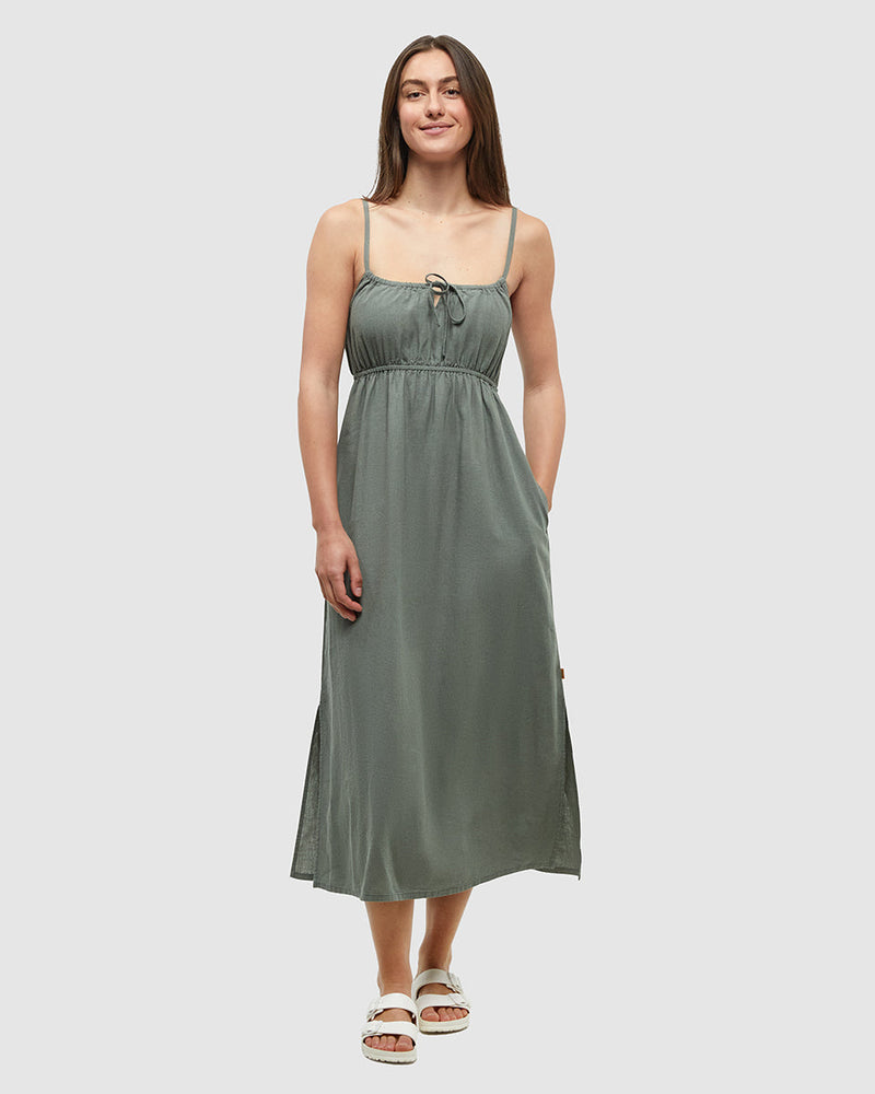 Green-Fit-_-Flare-Tie-Front-Maxi-Dress
