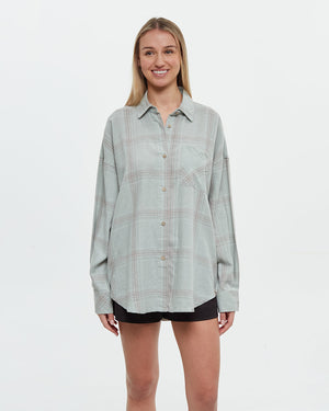 Green-Oversized-Fit-Button-Up-Longsleeve-Shirt