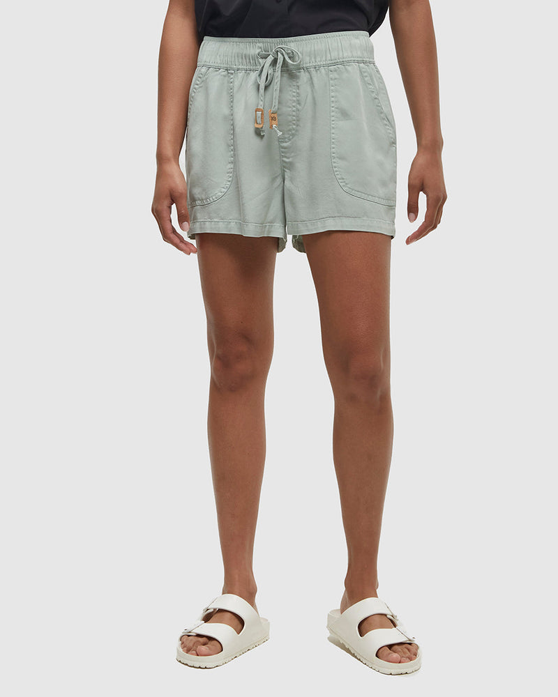 Green-Regular-Mid-rise-Pull-on-Short