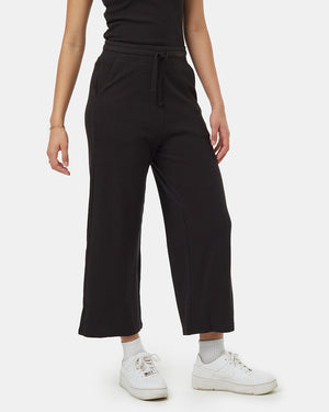 Black-Waffled-High-Rise-Cropped-Pant