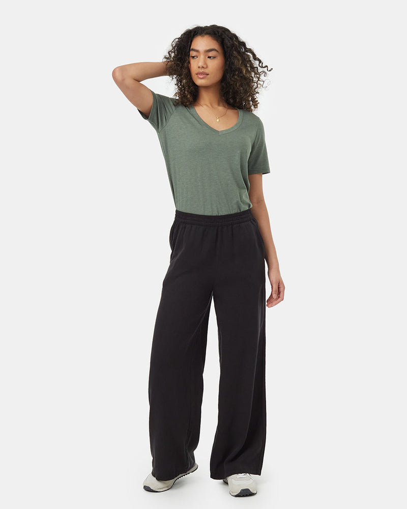 Green-V-Neck-Short-Sleeve-T-Shirt