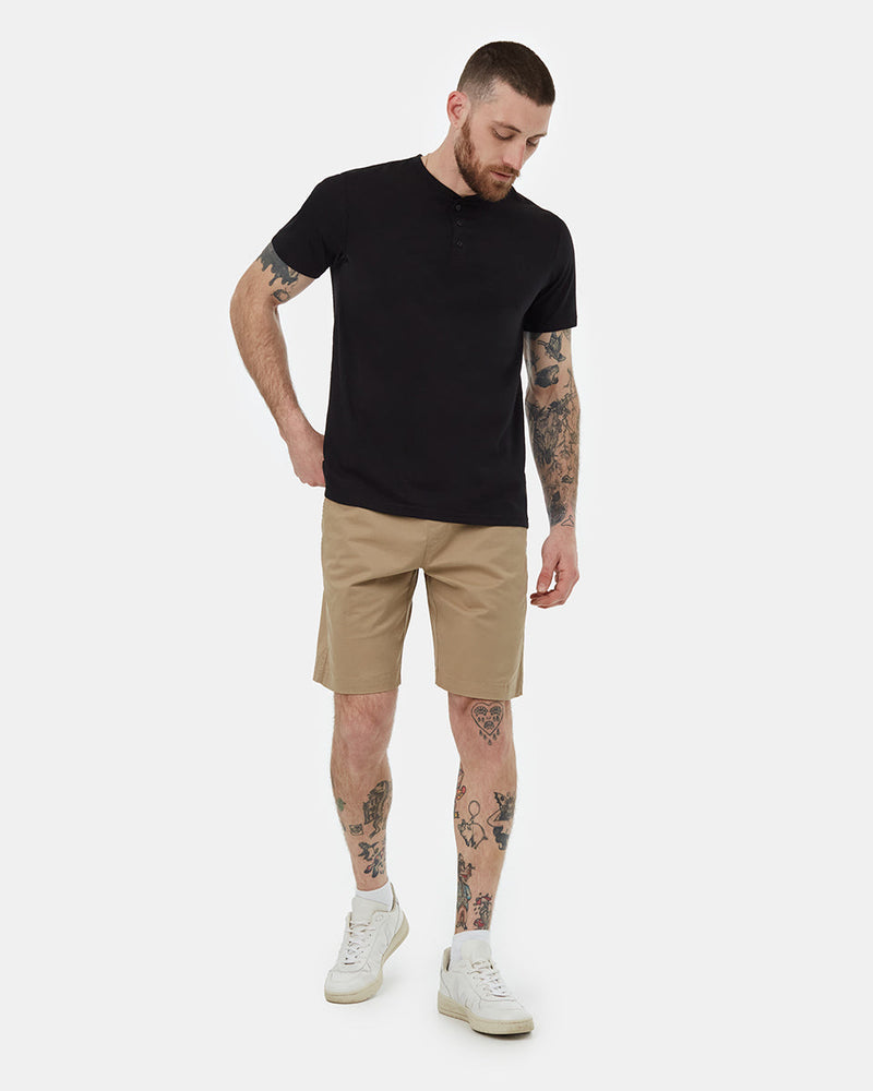 black_basic_3button_tee