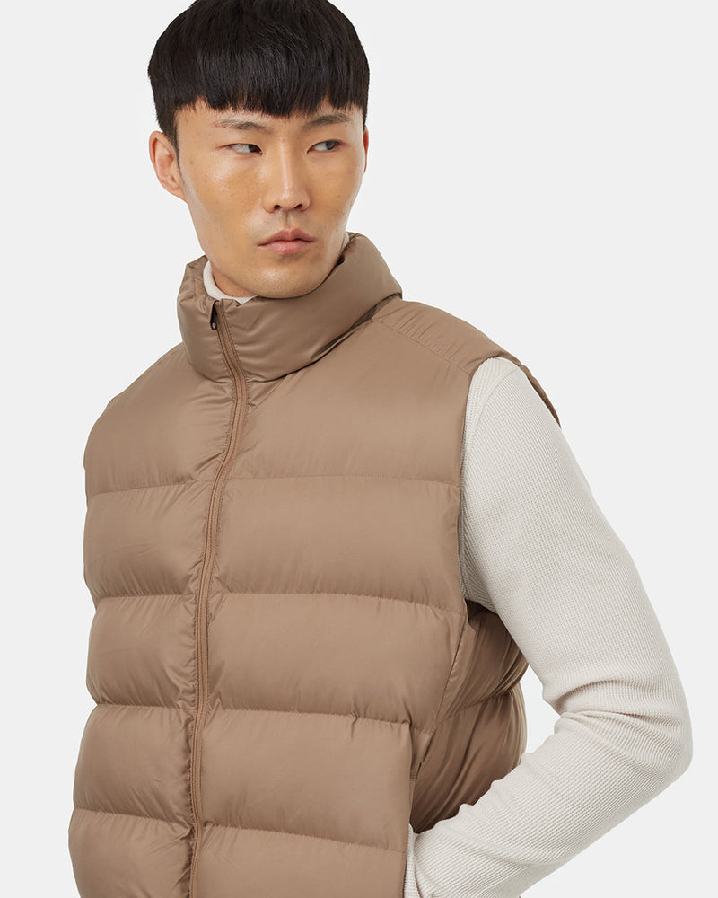 brown_puffy_vest_mens