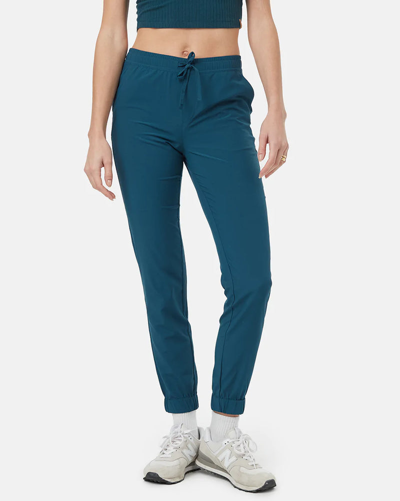 Women's Recycled Repreve Joggers