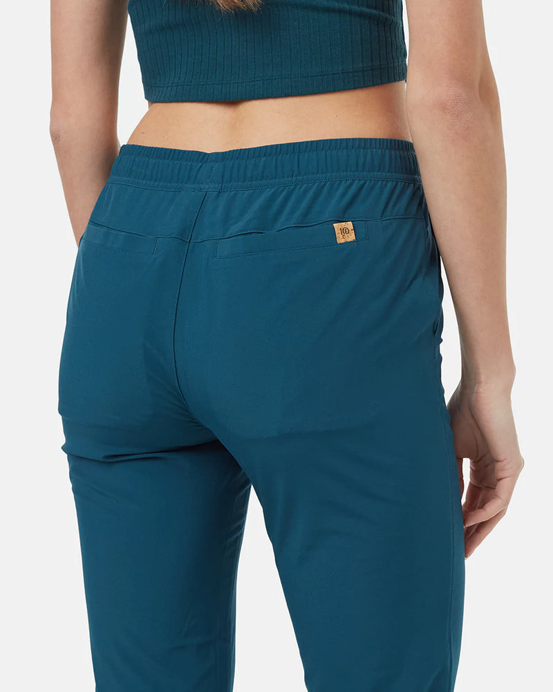 Women's Recycled Repreve Joggers