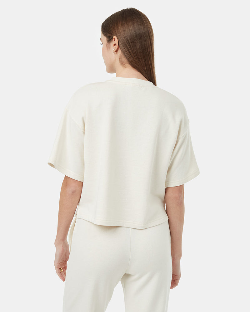 womens_basic_white_tee